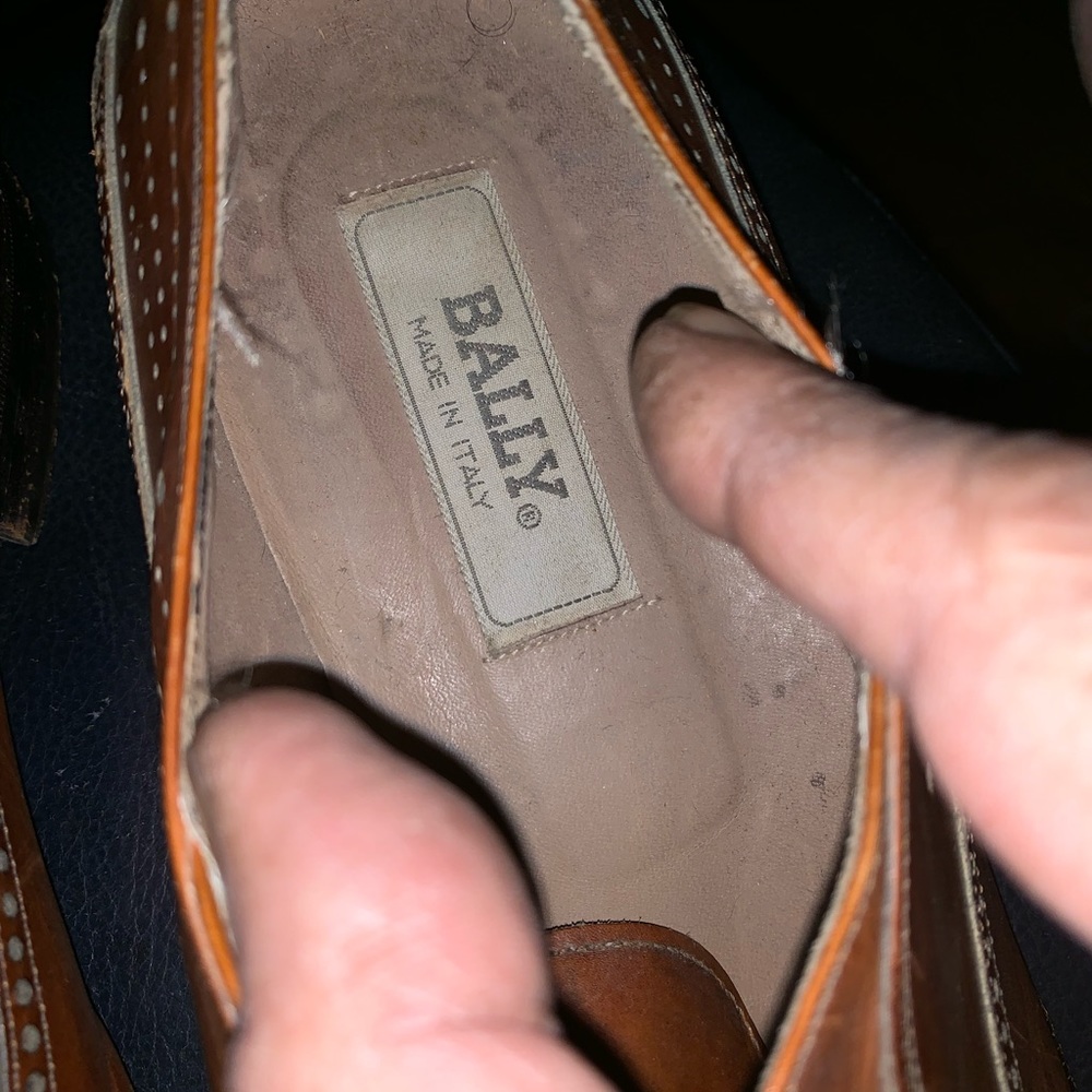 Men’s Bally Wing-Tip...size 11